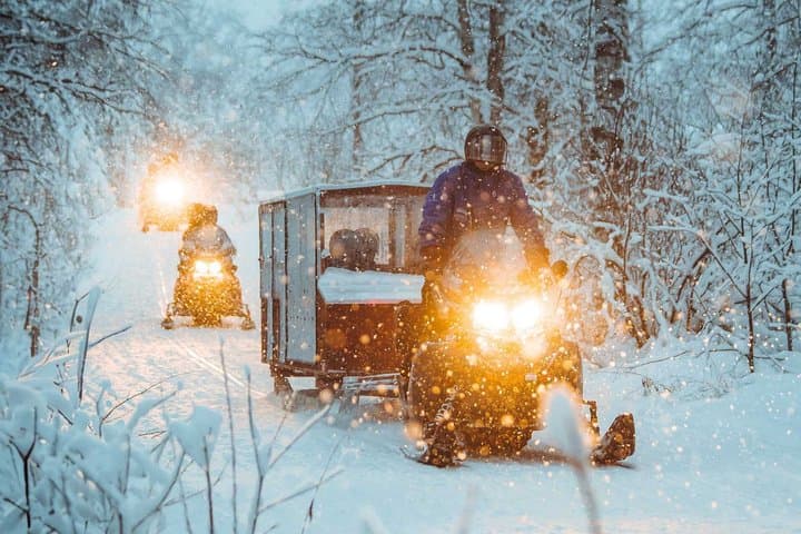 Family Snowmobiling in Rovaniemi, Apukka Resort