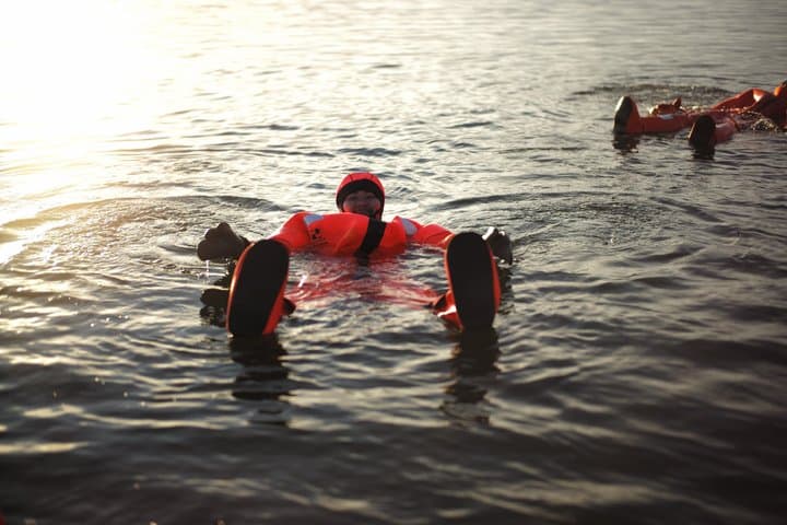 Redrib survival suit experience