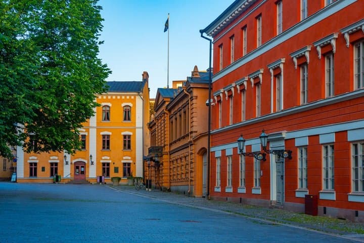 Helsinki to Turku Private Guided Day Car Trip