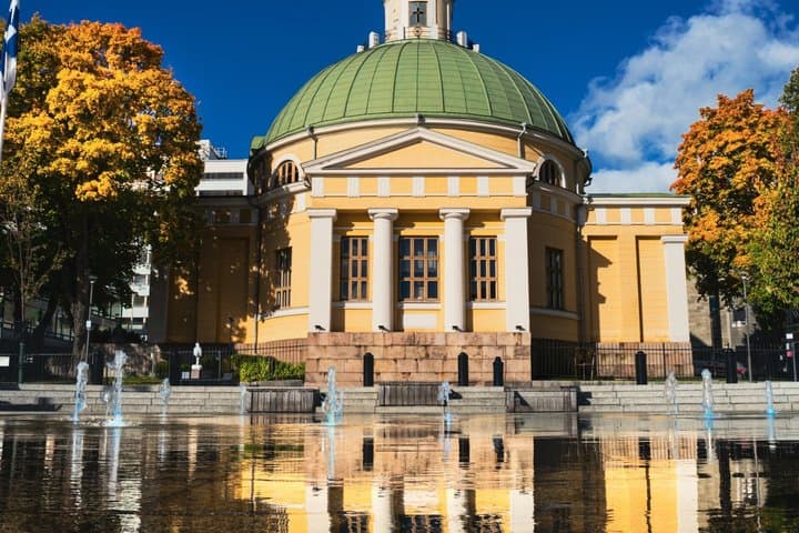 Helsinki to Turku Private Guided Day Car Trip