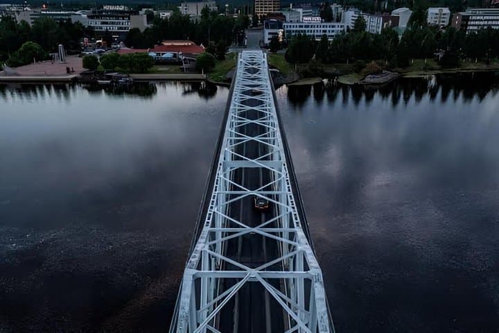 From Rovaniemi Shopping Day Tour to Sweden